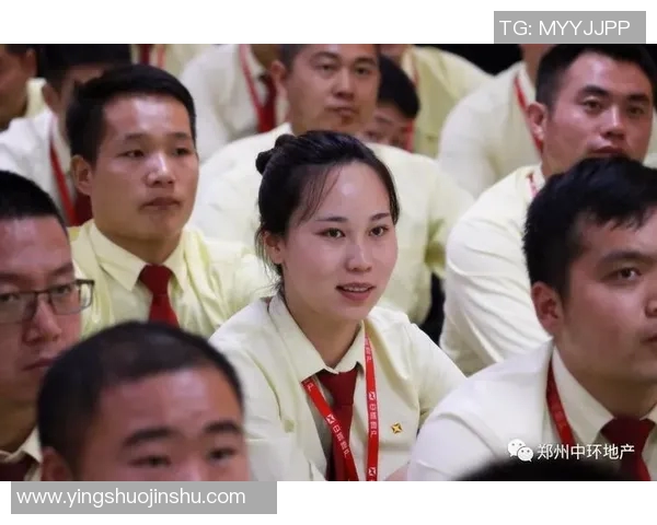 刘泽一的成长之路：从平凡少年到卓越领袖的励志故事